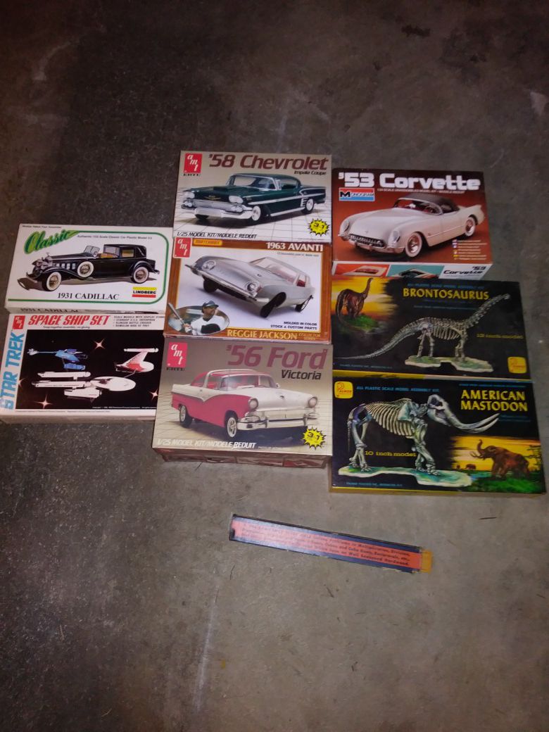 Vintage Model Car Kits