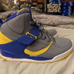 Men’s Jordan Flight size 11.5