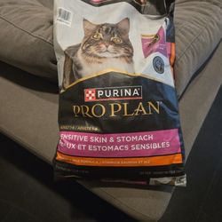 Save Big On This Purina ProPlan Cat Food