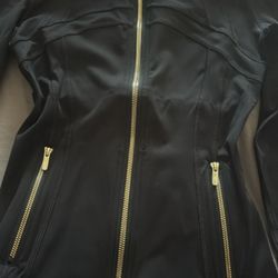 black and gold lululemon size 2