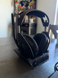 Logitech Astro A50 X LIGHTSPEED Wireless Gaming Headset + Base Station – Black