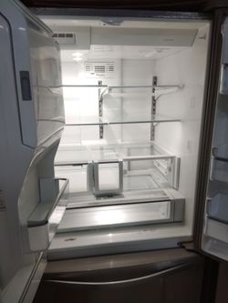 Whirlpool Refrigerator works great