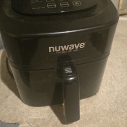 NUWAVE AIRFRYER