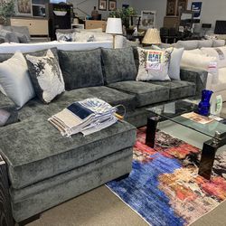 Grey Sectional 🩶⭐️ $1,599