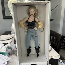 Franklin Mint Heirloom Doll