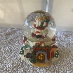 Santa On The Chimney Globe