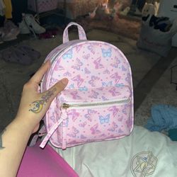 Brand New Victoria Secret Soft Puffy Floral Travel Tote Bag for Sale in Elk  Grove, CA - OfferUp