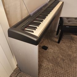 Yamaha P-95