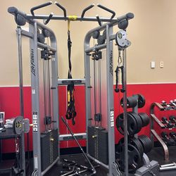 Life Fitness signature series  Dual Adjustable Pulley