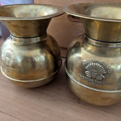 Spitoons