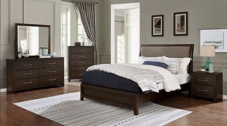 Brand New Walnut 4pc Queen Size Bedroom Set (Available In Eastern King)