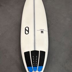 Surfboard -6’2