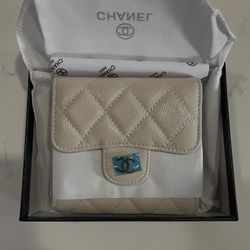 White Chanel Quilted Caviar Wallet 