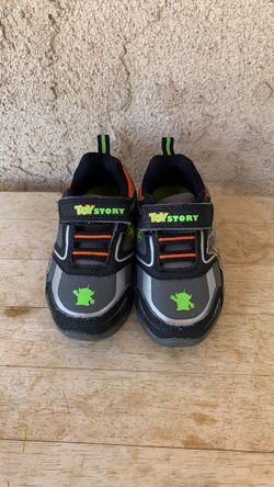 DISNEY TOY STORY LIGHT UP SHOES TODDLER SIZE 6 MEDIUM