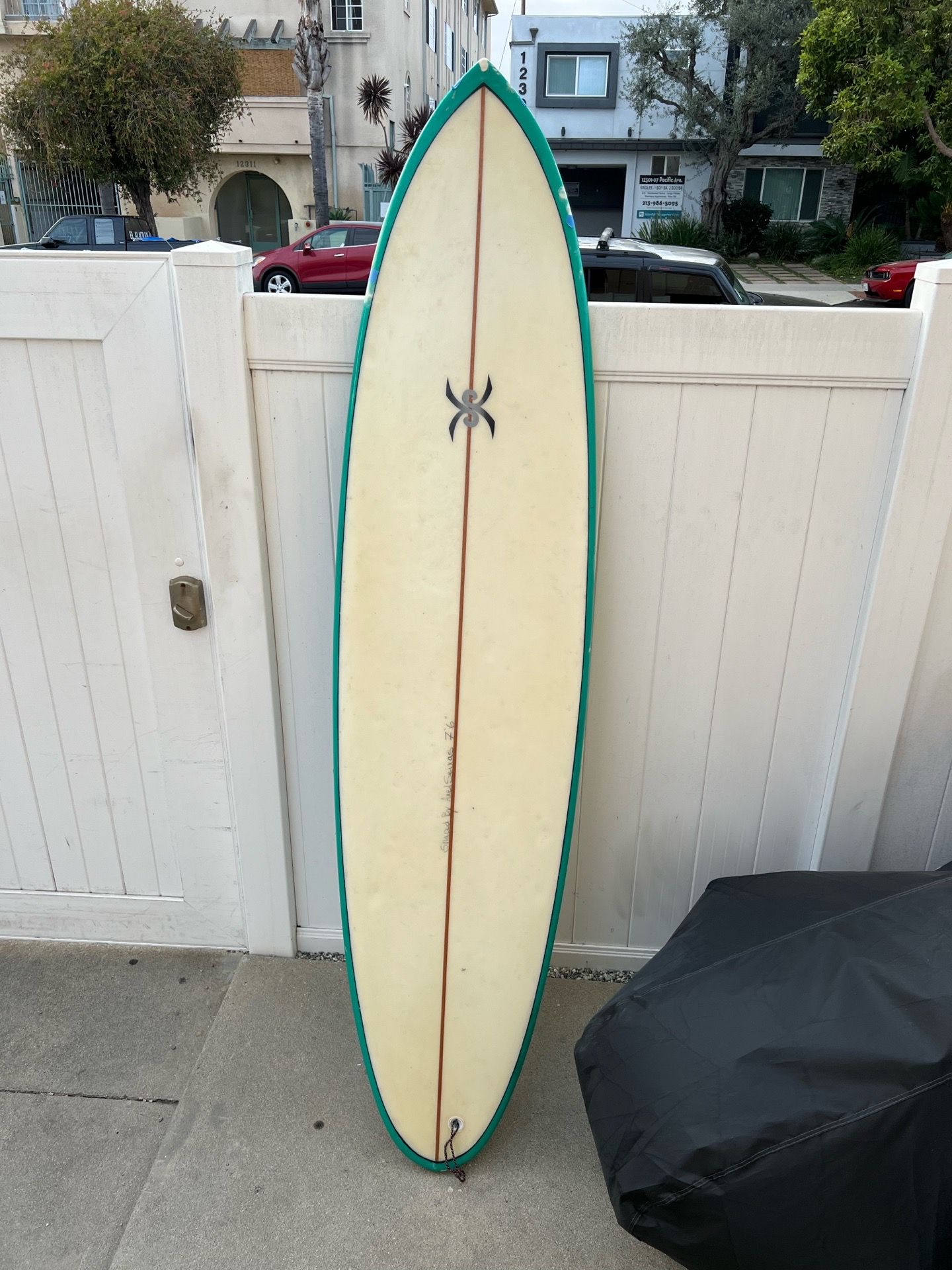 Used Surfboard - 7’6