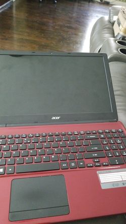 Laptop Acer- only parts no work