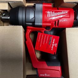 MILWAUKEE IMPACT WRENCH  1” M18 FUEL ONE-KEY 18V Lithium-Ion Brushless Cordless 1 in. Impact Wrench with Friction Ring (Tool-Only)