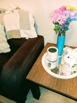 2 Side Tables