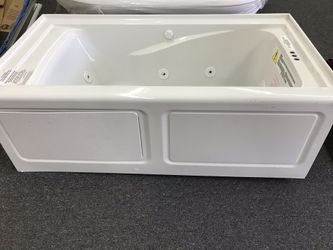 60”x30” jacuzzi