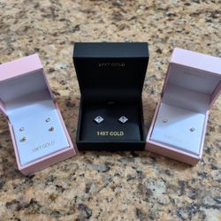14kt 10kt Gold earrings 