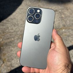 iPhone 16 Pro Max 512gb Verizon Black