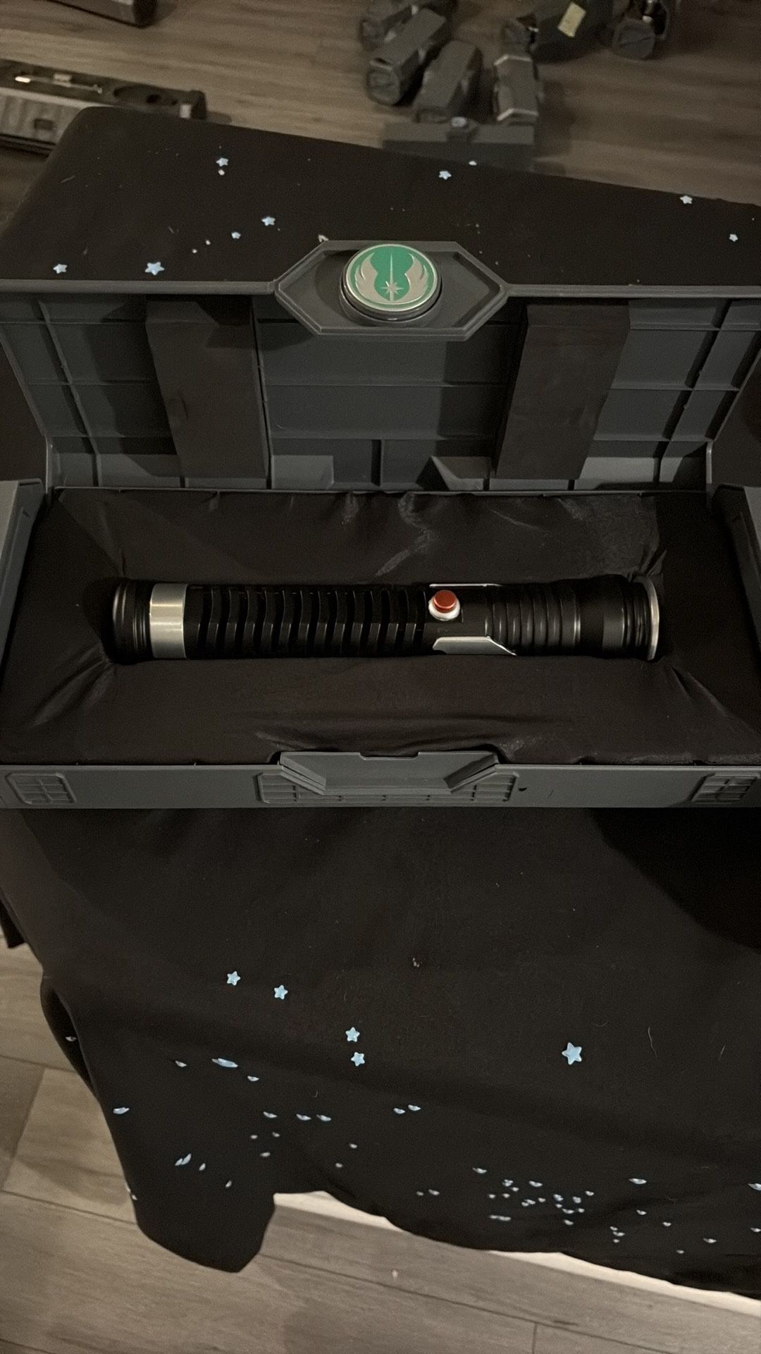 Qui Gon Jinn Disney Lightsaber Rechargeable