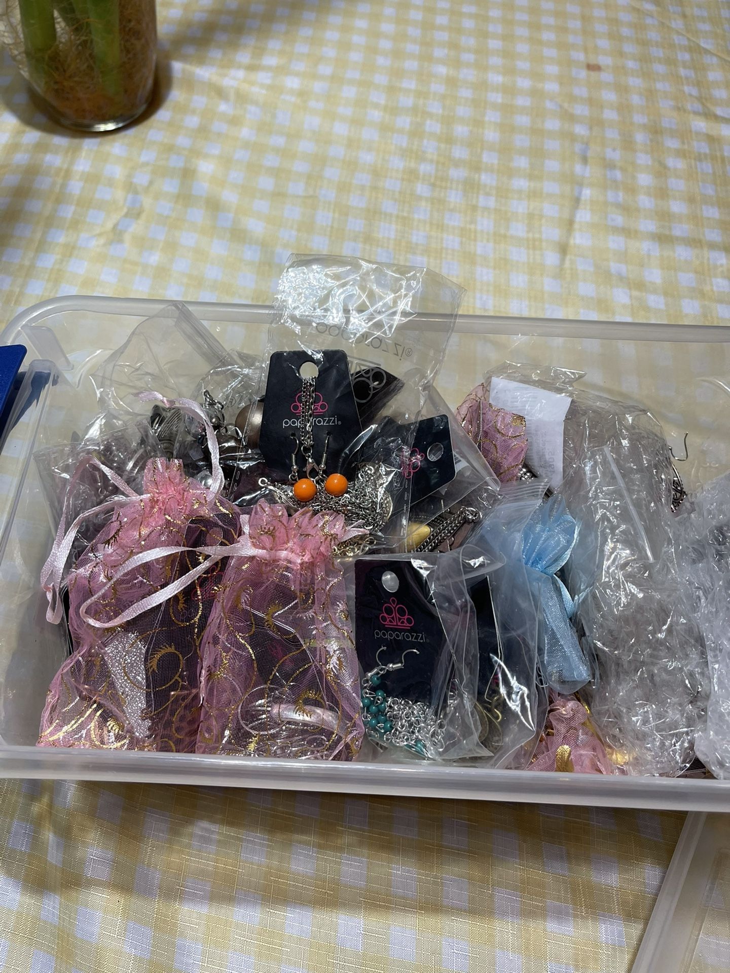 Paparazzi Jewelry ..$5