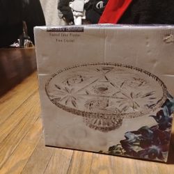 Studio Fine Crystal Cake Platter