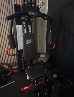 LX760 Home Gym – Excellent Condition - MUST GO ASAP