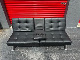 MODERN FUTON BLACK FAUX LEATHER/ IN GOOD CONDITION/ DELIVERY NEGOTIABLE