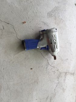 Air impact wrench - Campbell hausfeld twin hammer 1/2” impact driver with composite body and comfort grip - $40