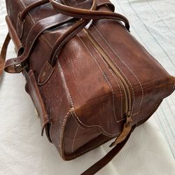 Classic Overnight Leather Bag