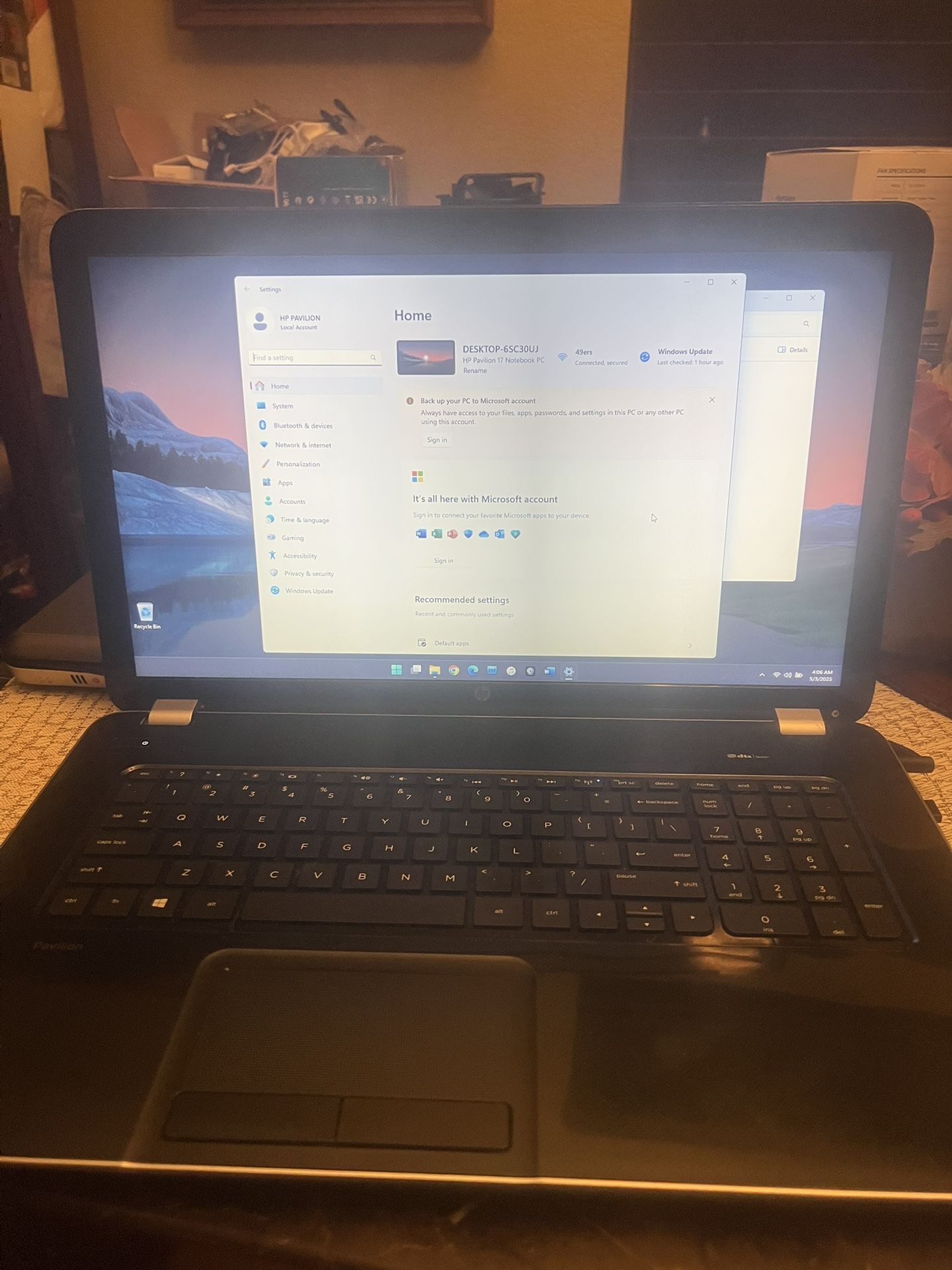 Hp 17” Laptop