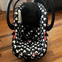 mickey mouse car seat infant light 'n comfy luxe