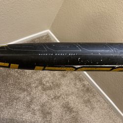 Easton Surge besr 33in