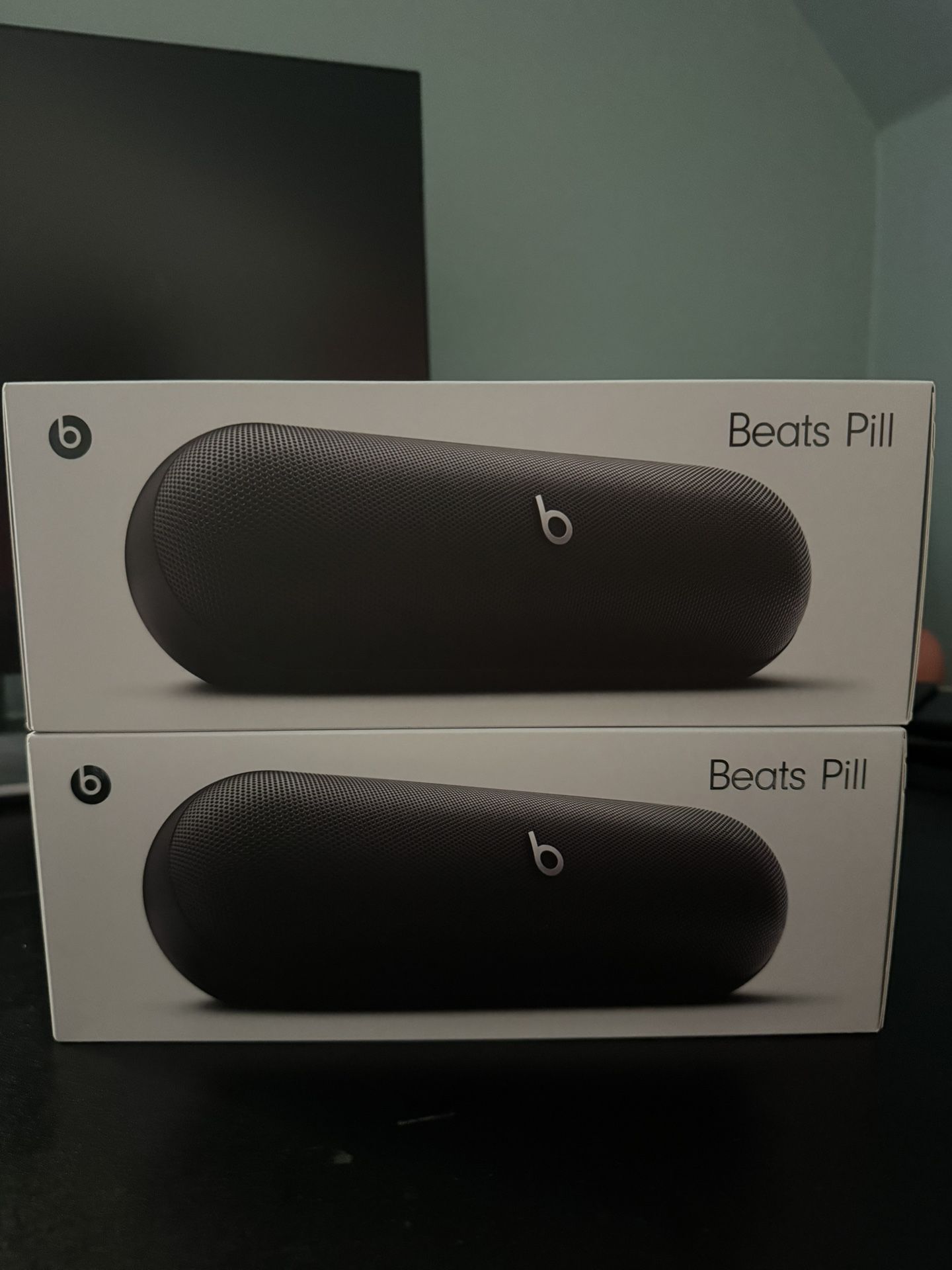 Beats pill Speakers X2