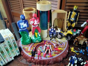 Rare POWER RANGER COLLECTIBLE