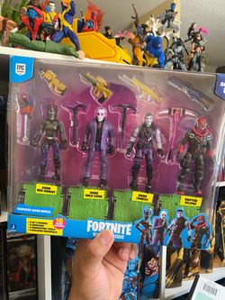 Fortnite Squad Mode 4-Figure Pack