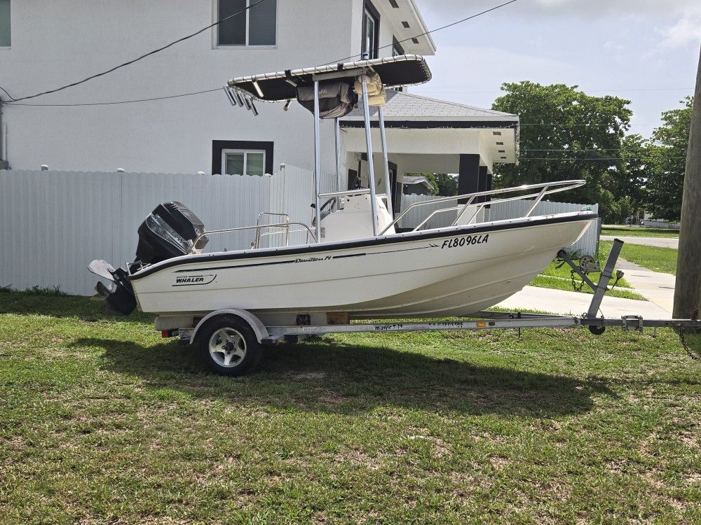 1999 Boston Whaler Dauntless
