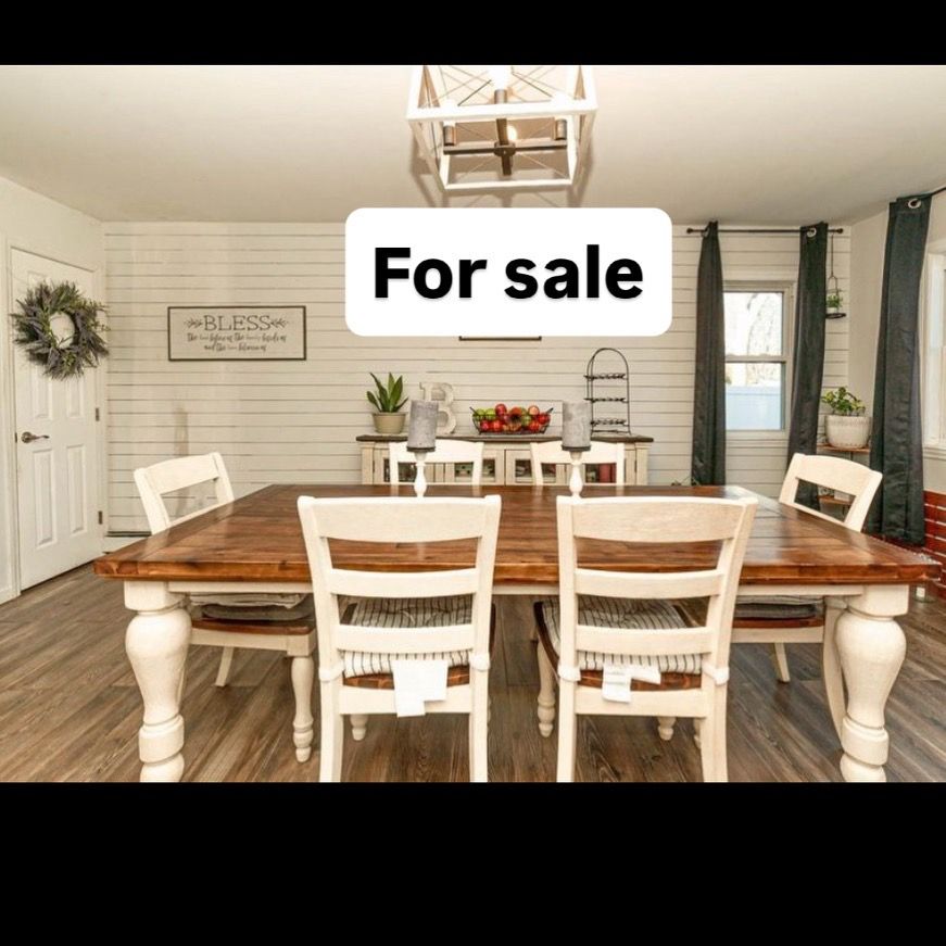 Dining room table