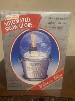 Brand NEW in Box Collectible Happy New Year 2000 Snow Globe