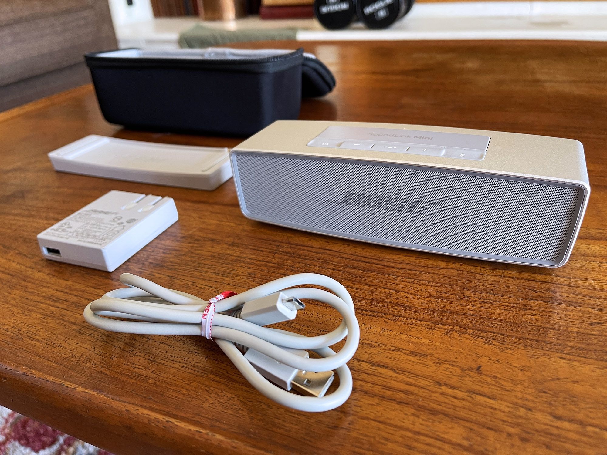 Bose SoundLink Mini II Bluetooth Speaker Special Edition - Silver