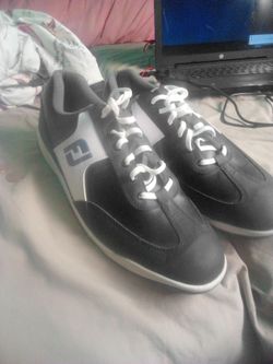 FJ shoes size 10m