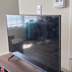 vizio 35” flat screen smart tv 