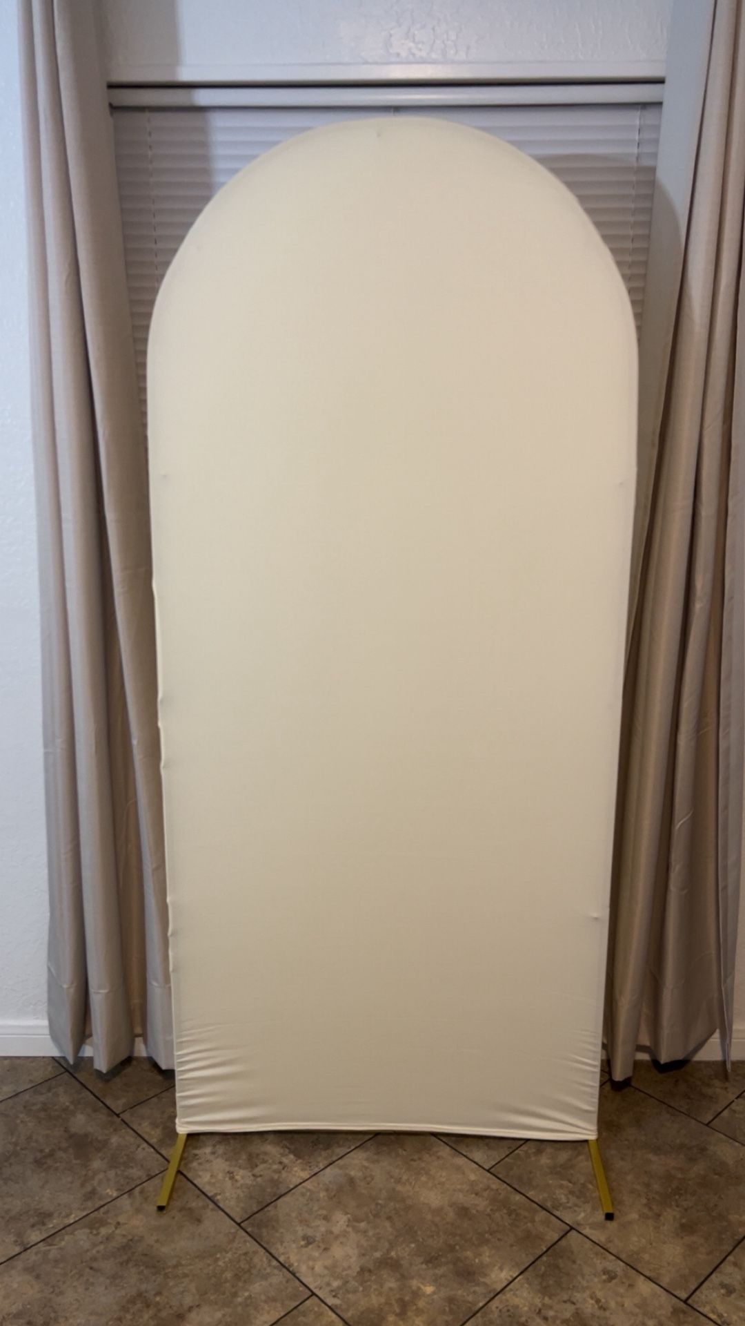 Arch Backdrop Stand & Beige Cover