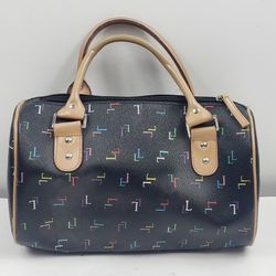 Lululemon Hand Bag Purse Zip up Black LL Logo Interior Louch and Zip Pocket 