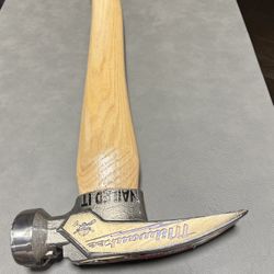Milwaukee Hammer 