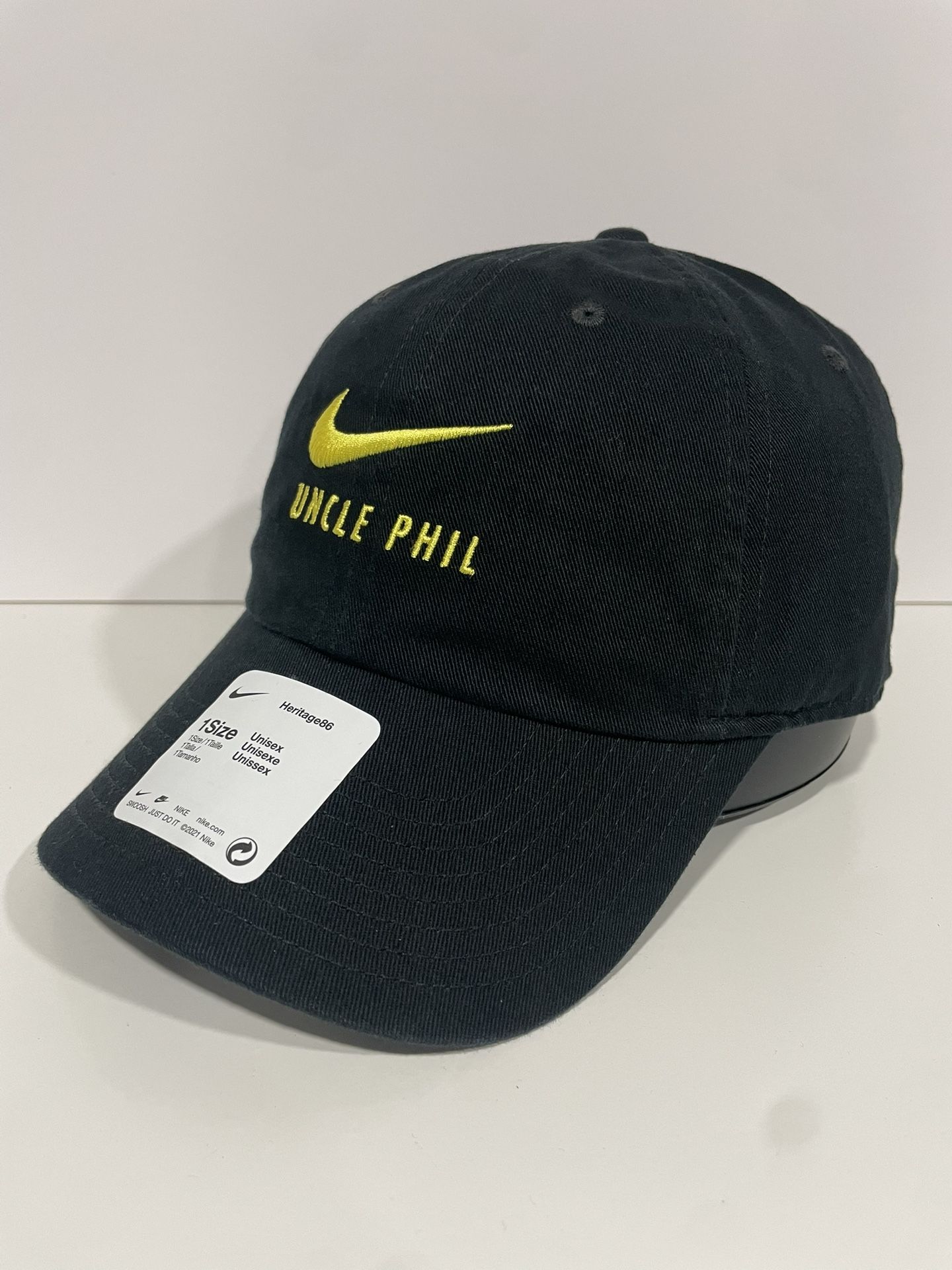 NEW Nike Oregon Ducks Uncle Phil Football Hat