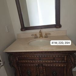 TRADITIONAL STYLE VANITY INCLUDING MATCHING MIRROR 41" W x 22" D x 35" H
ASSEMBLED 