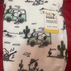 Snoopy Throw Blanket